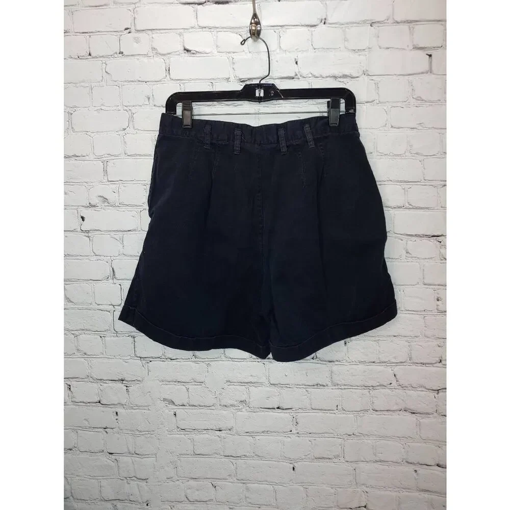 Essentials Sports Petites Women's Size 14 Black Pleated Cuffed Chino Shorts